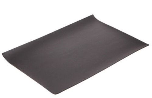 Шумоизоляция COMFORTMAT ТИШИНА V-10. Цена – 900 руб.