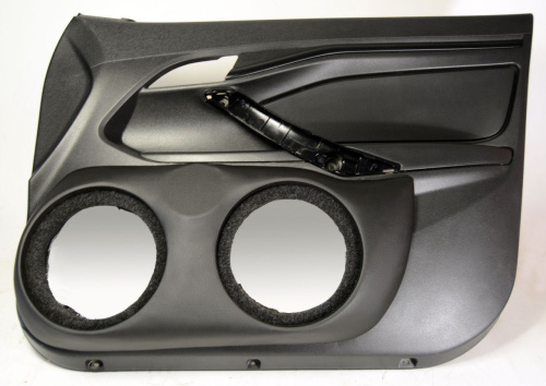 Подиум дверной LADA VESTA винил 16+16+ВЧ. Цена – 3&nbsp;590 руб.